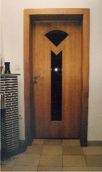 Tür 4