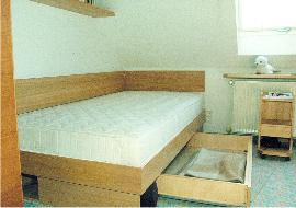 bett2_s.jpg